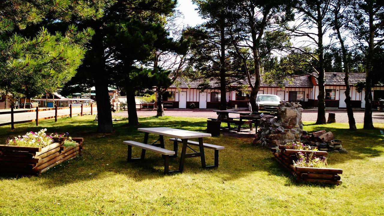 East Glacier Motel & Cabins East Glacier Park Village Εξωτερικό φωτογραφία